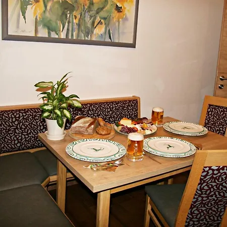 Felix Apartment